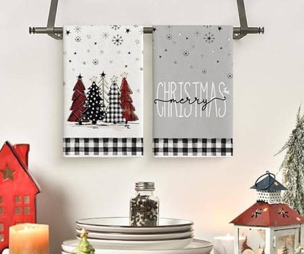 Artoid Mode Christmas Towels2 (1) (1)
