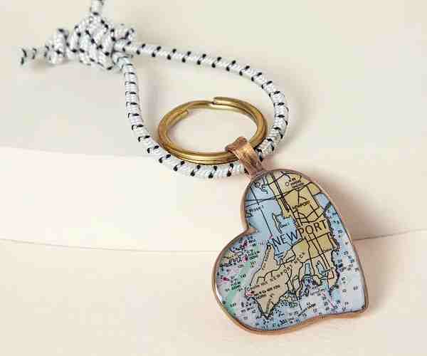 Custom Map Heart Necklace2