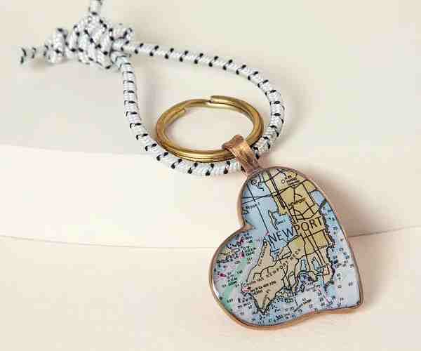 Custom Map Heart Necklace2