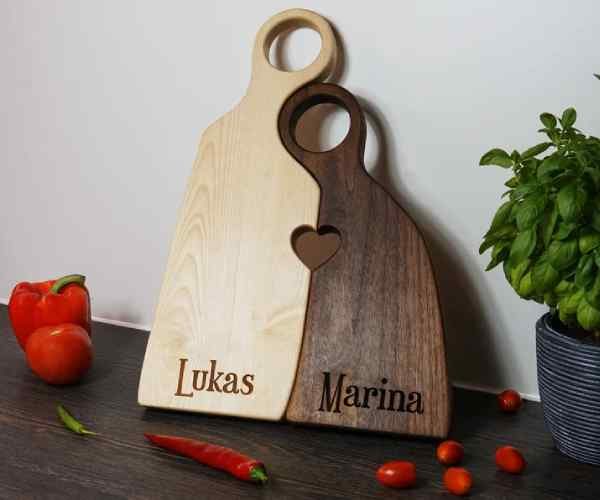 Cutting board figures with heart3