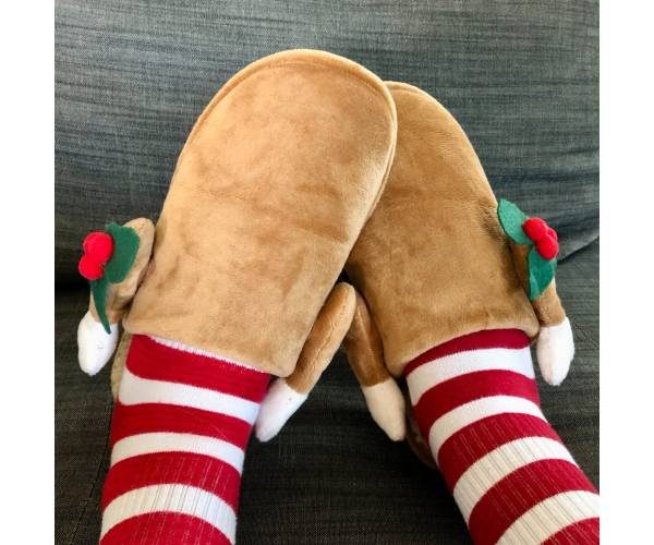 Dearfoams Matching Christmas Reindeer3 (1)