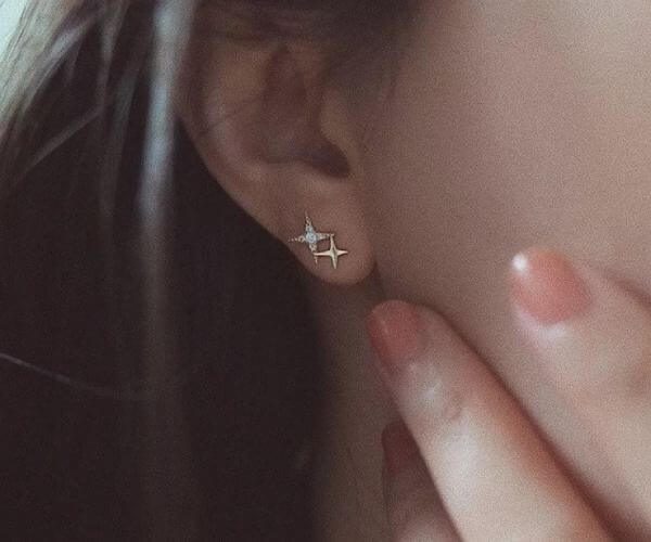 Double Golden Stars Stud Earrings3 (2)