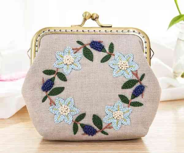 Embroidery Kit, Floral Bird Pattern Storage Bag4