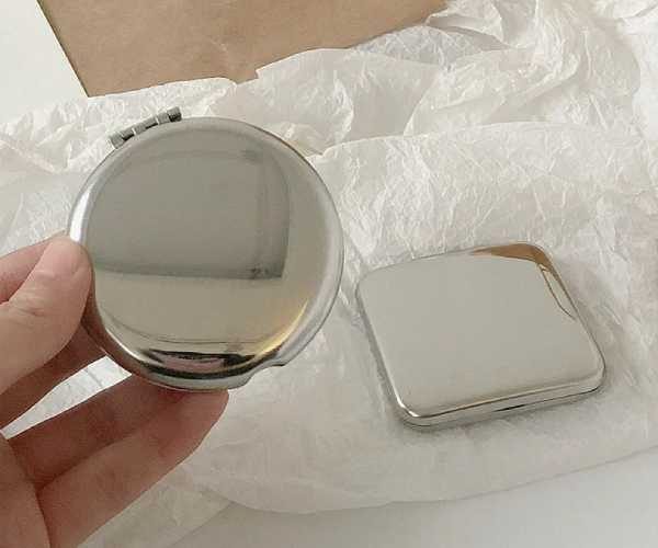 Engraved Silver Compact Mirror Favor2
