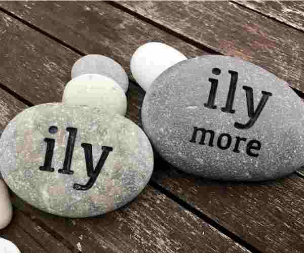 Engraved stone heart pebble