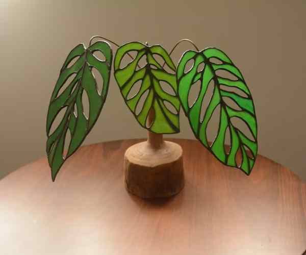 Monstera 1 set of 3 Table stained glass decor2