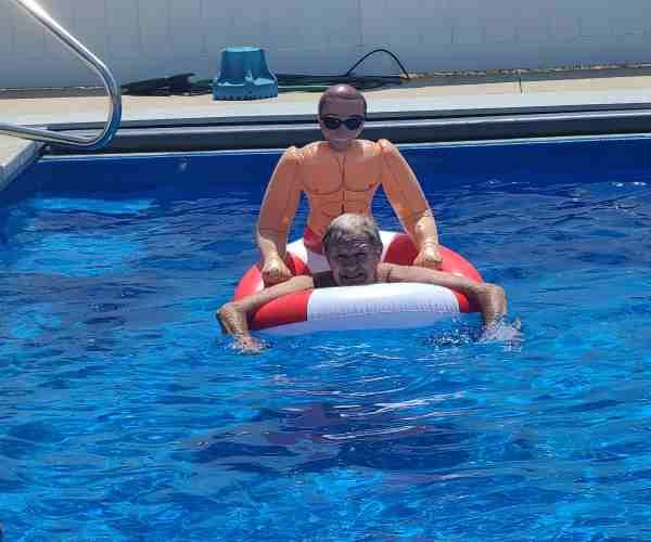 Pool Float, Inflatable Hunk3 (1) (1)