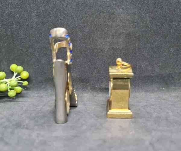 Small High Heel Shoe and Brass Carriage Clock3 (1)