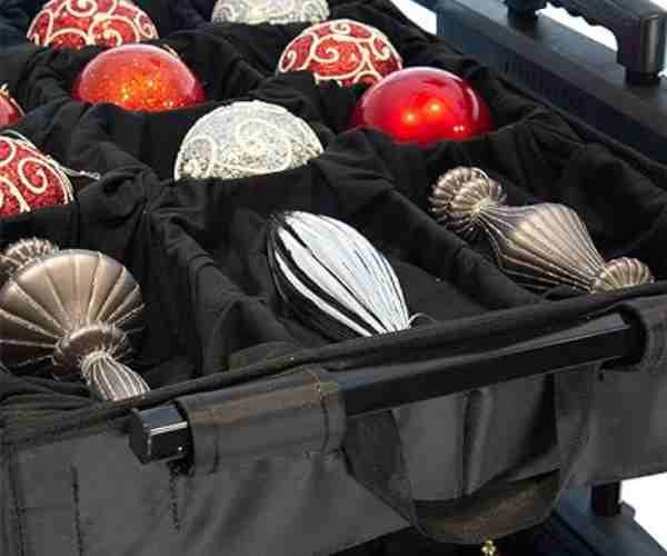 Telescoping Christmas Ornament Storage5 (1)