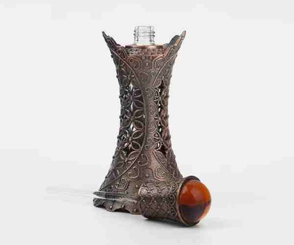 The Musk Amber Oud Perfume Oil2