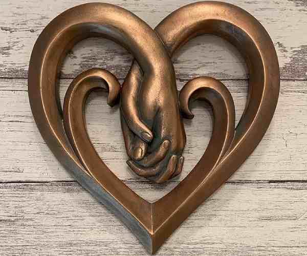 Top Brass Heart Holding Hands Wall Decor3 (1)