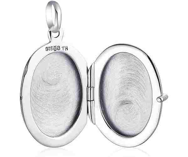 Two Memory Photo Picture Oval Locket2 (1)