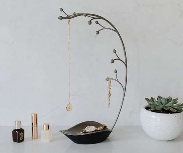 Umbra Orchid Jewelry Hanging Tree Stand3 (1)