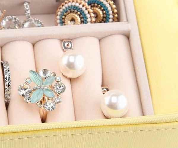 Vlando Travel Tassel Jewelry Box Organizer5 (1)